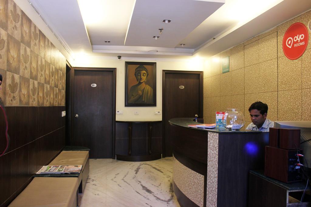 Oyo Rooms, Cyber Park Gurgaon Zewnętrze zdjęcie